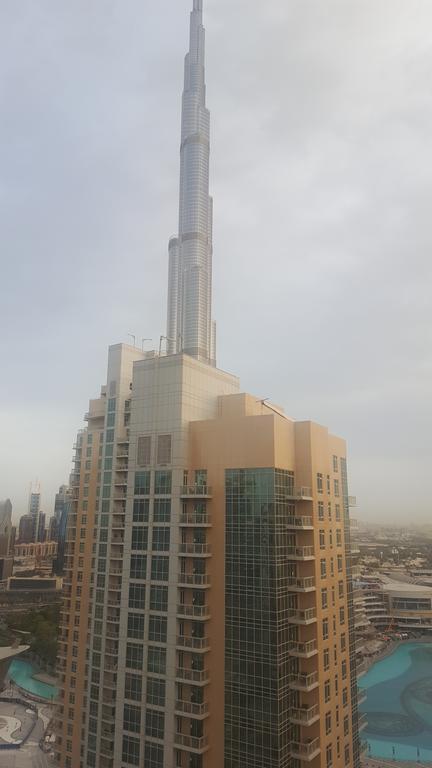 Downtown With Fountain And Burj Khalifa View Apartment
